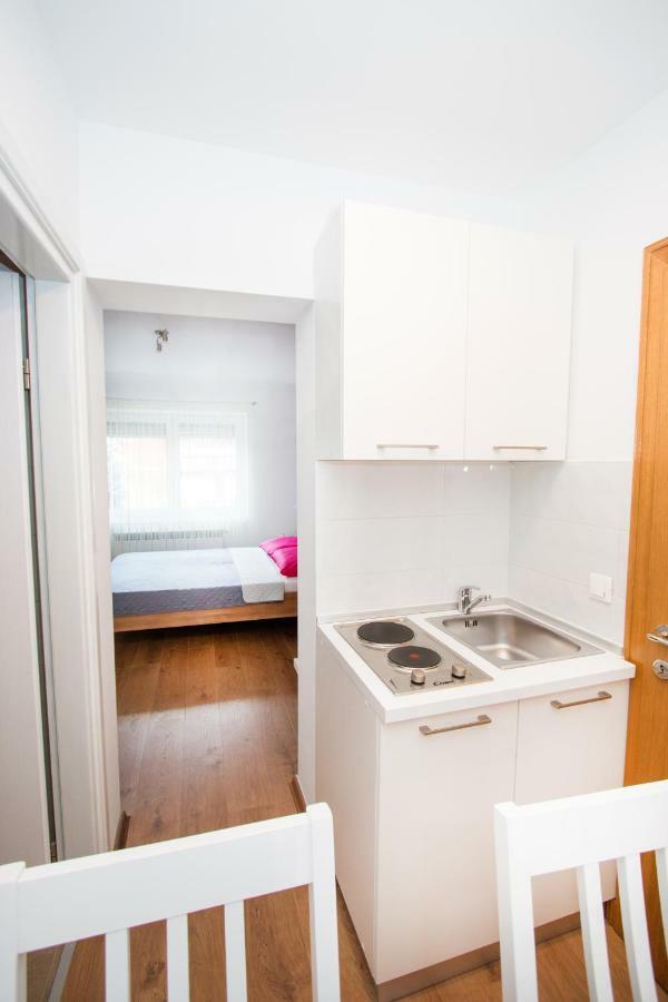 Appartement Nada à Karlovac Extérieur photo